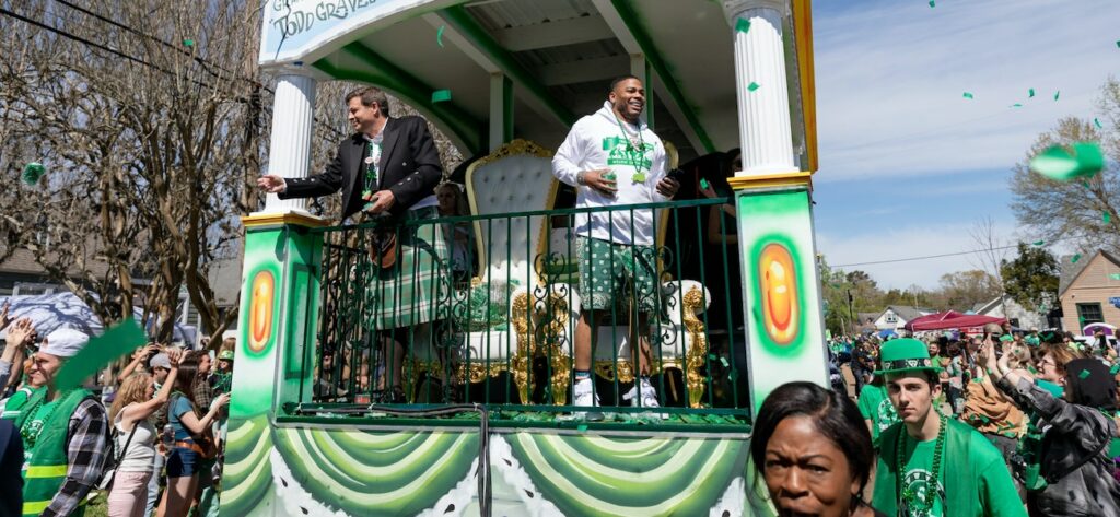 baton rouge st. patrick's day parade - the Green Wave